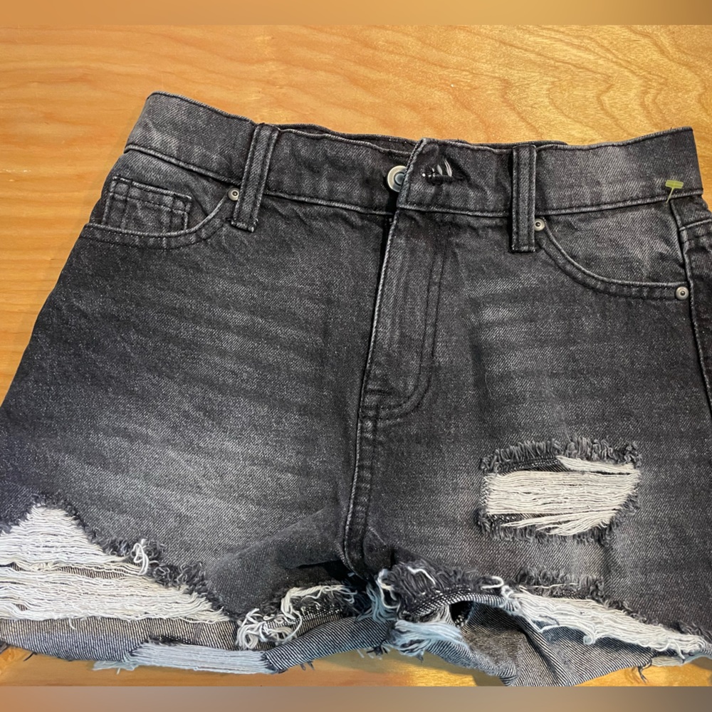 NoBo distressed cut off shorts